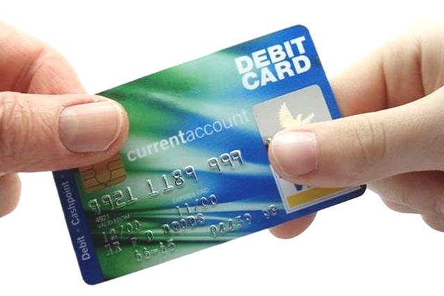 Nhược điểm của thẻ ghi nợ