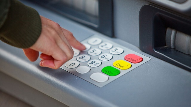 Những cách để thay thế việc rút tiền từ thẻ tín dụng