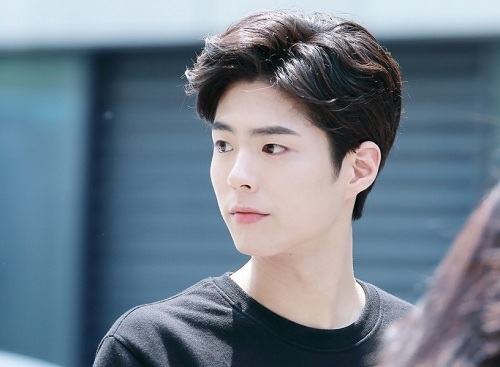 Kiểu tóc hợp với khuôn mặt dài cho nam và nữ 5