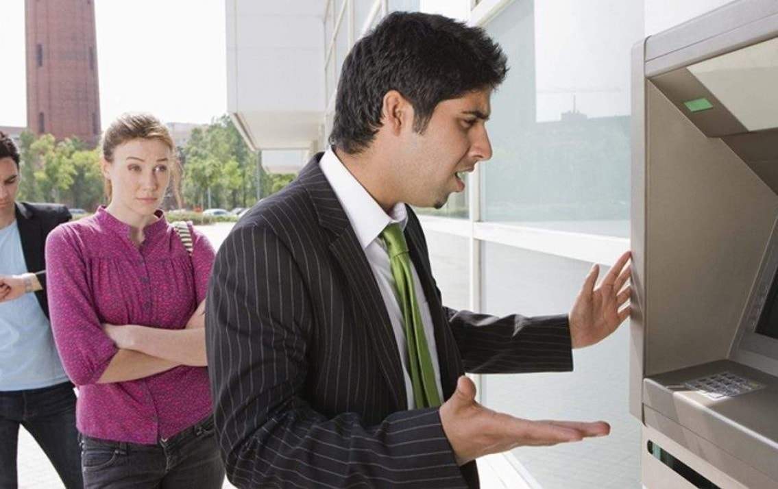 TCashc xử lý khi thẻ ATM Sacombank bị nuốt tiền