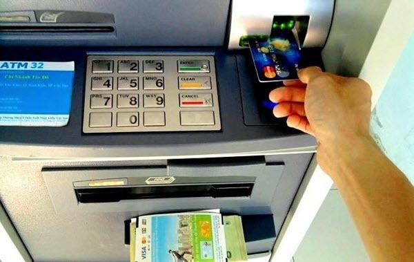 Rút tiền thẻ tín dụng ACB