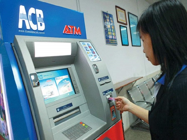 Cây ATM có thể tra số tài khoản ngân hàng được