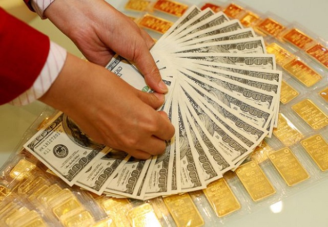 Tiệm vàng – Nơi bạn có thể chuyển đổi tiền đô sang tiền Việt