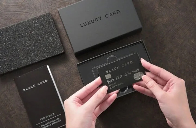 Giới thiệu về black card và cách sở hữu những tấm thẻ đen quyền lực